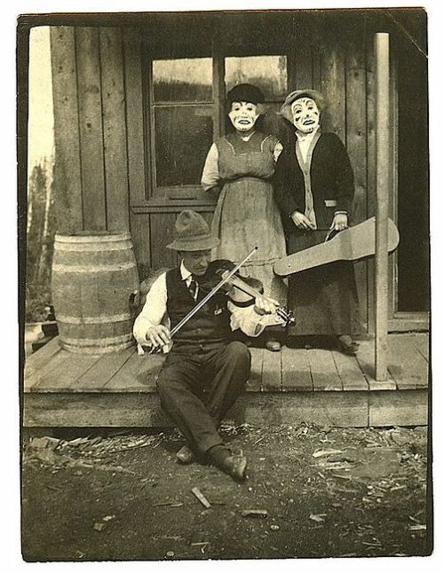 Frightening Hootenanny music