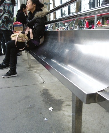 Anti-homeless bus stop bench