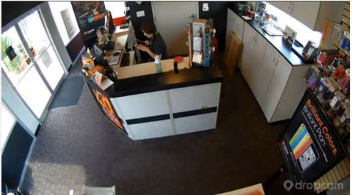 boost mobile robbery