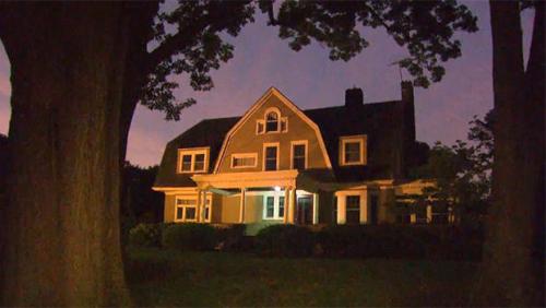 Terrifying letters forced a Westfield, New Jersey, family to flee their new home. CBS NEW YORK